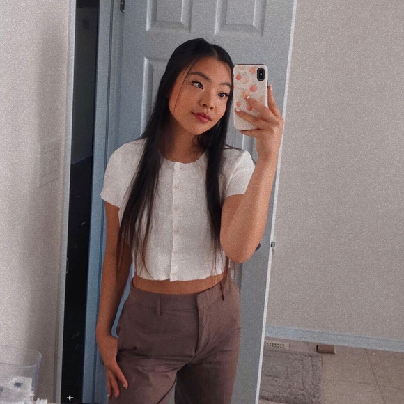 Meet your Posher, Connie - Picture 1 of 1